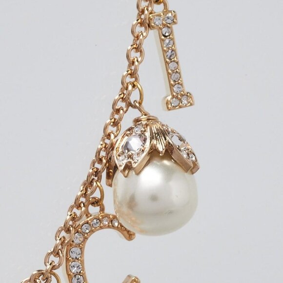 Gucci Crystal Embellished and Faux Pearl Logo Necklace - Picture 4 of 8